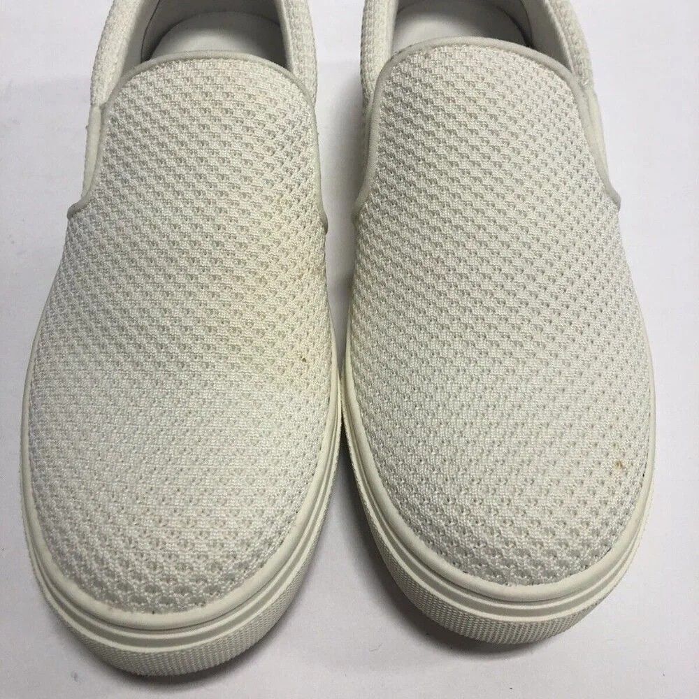 Steve Madden Women’s Coulter White Slip-On Shoes, Size 7.5M